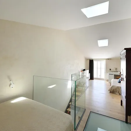 Maisonnette Renovee Au Centre Du Village - Fr-1-258-235 Nyaraló